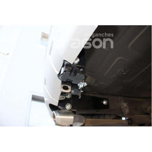 Фаркоп ARAGON на CHEVROLET Captiva 2006–2013  Арт. E1000AV 